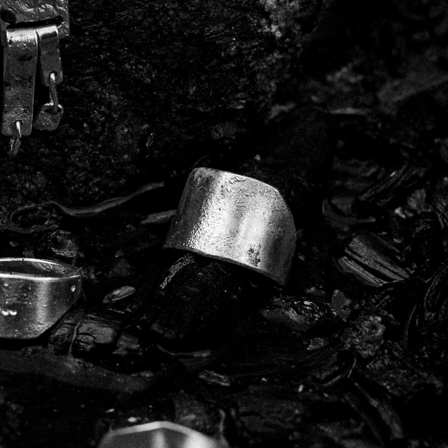 E11250216 - Vanished Armor Ring