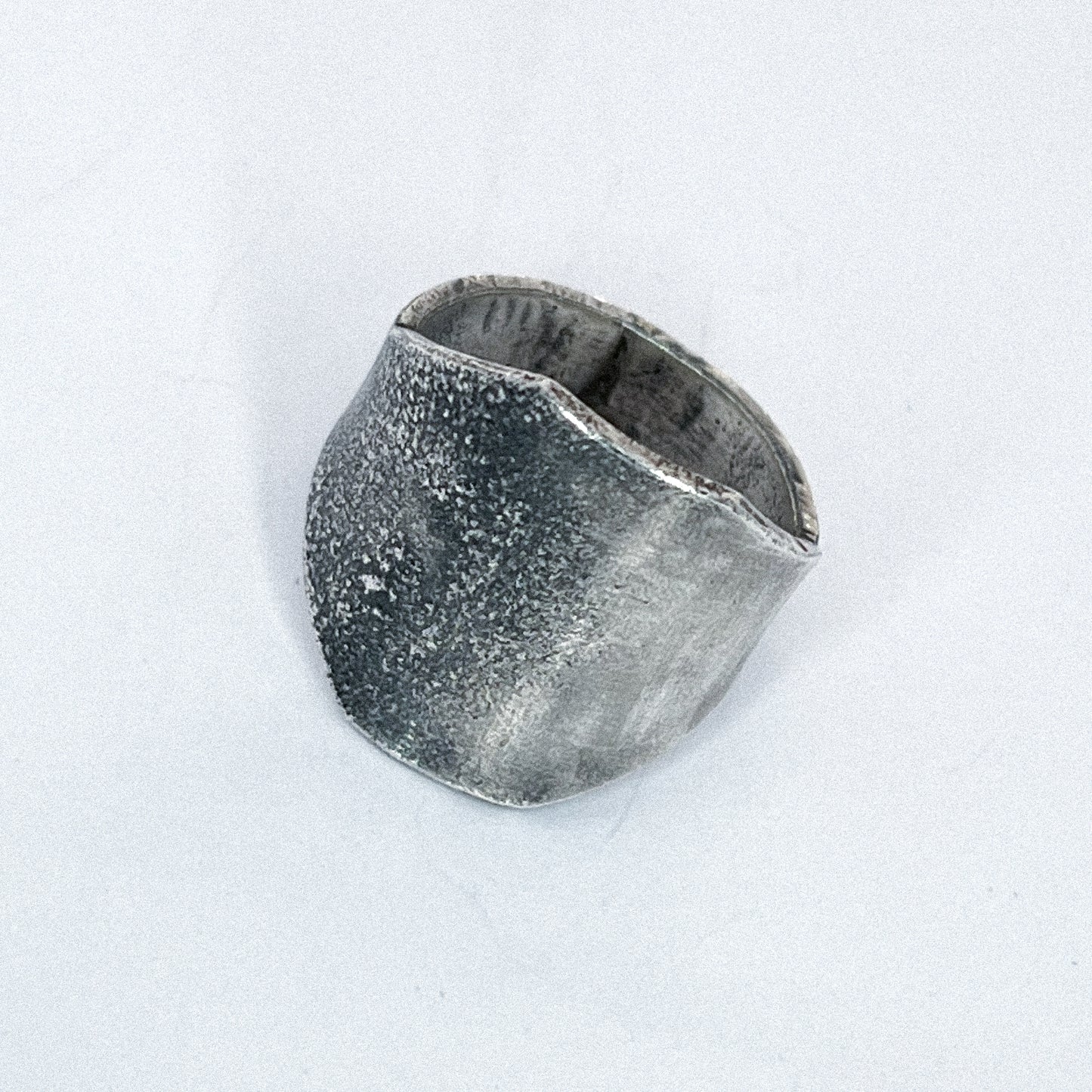 E11250210 - Fading Armor Ring