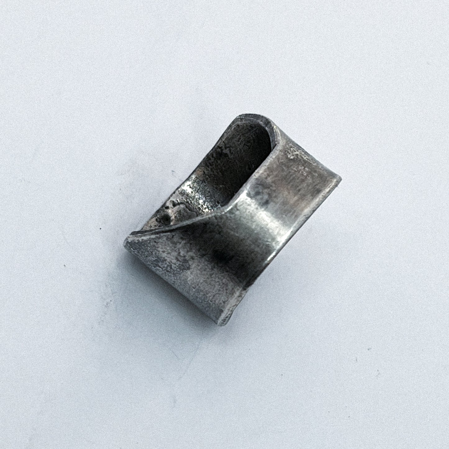 E11250216 - Vanished Armor Ring