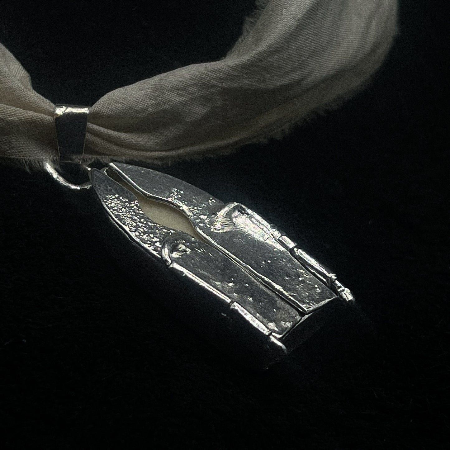"icon" ivory pendant