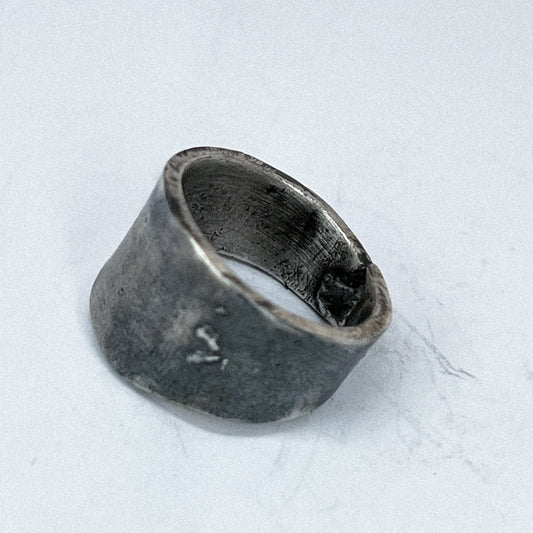 E11250211 - Dotted Armor Ring