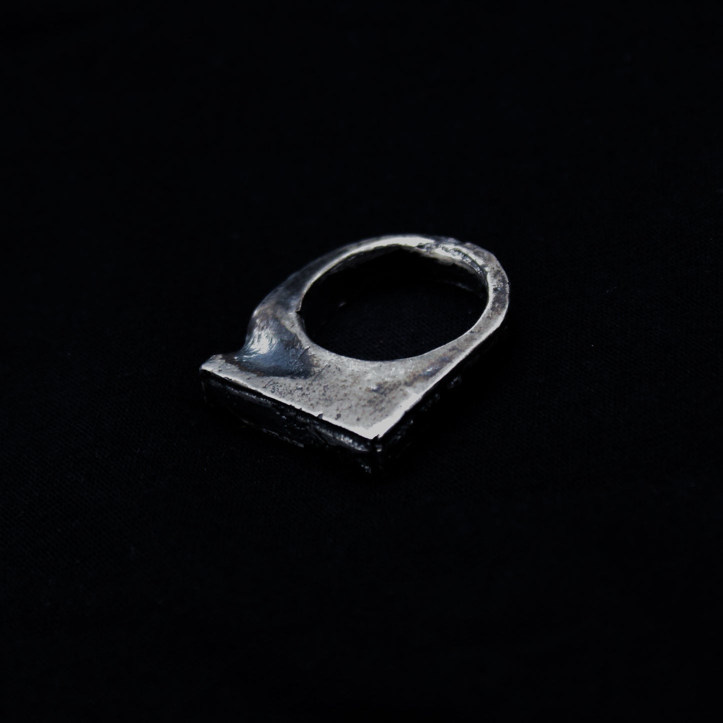 organic cast ring I - bone